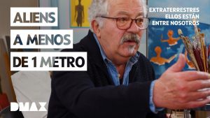 Encuentros-OVNI-en-el-Arte-Contemporaneo-Obras-que-Exploran-lo-Extraterrestre